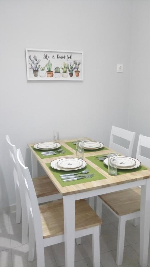 Jo'S Apartment In The Center Каламата Екстериор снимка